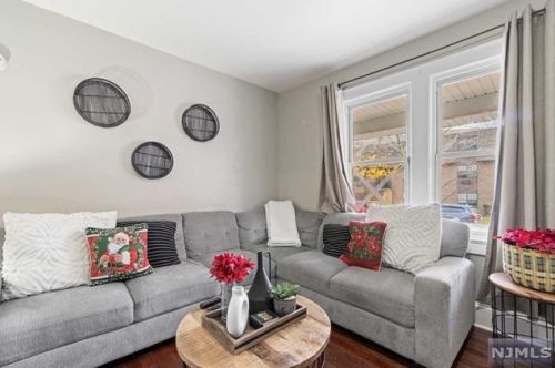 5 Davidson St, Belleville NJ  07109-3207 exterior