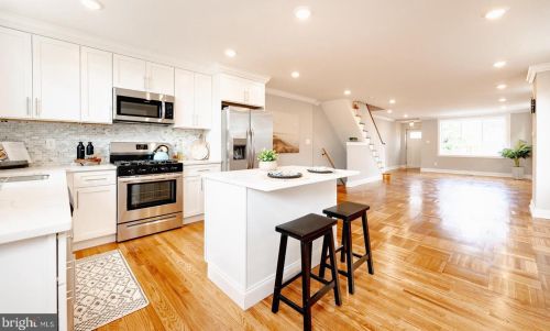 1032 Dorset St, Philadelphia, PA 19150-3102