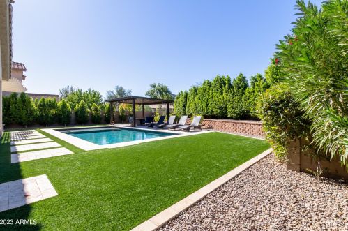 26518 51st Dr, Phoenix AZ  85083-1274 exterior