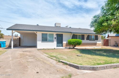 4701 67th Dr, Phoenix, AZ 85033-1901