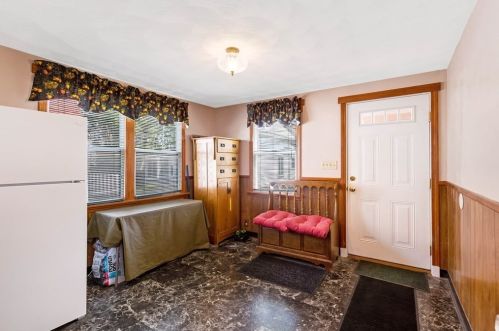 54 Everett St, Everett MA 02149-1102 exterior