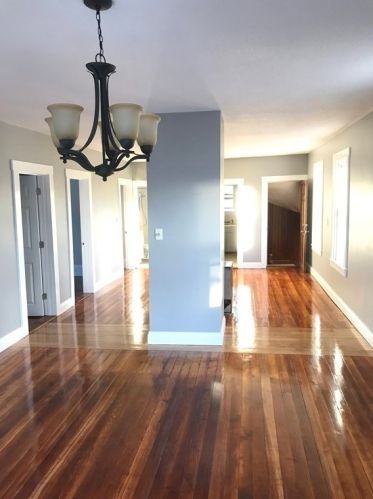 136 Dartmouth St, New Bedford MA 02740-3106 exterior