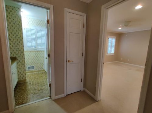 5034 Hidden Branches Cir, Atlanta GA 30338-4019 exterior