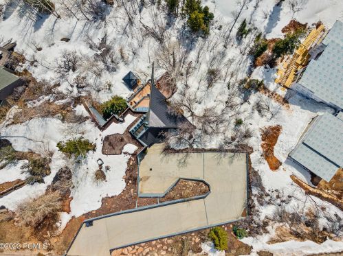 7602 Buckboard Dr, Park City UT 84098-5304 exterior
