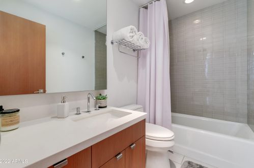 4658 40 St, Phoenix AZ 85040-2918 exterior