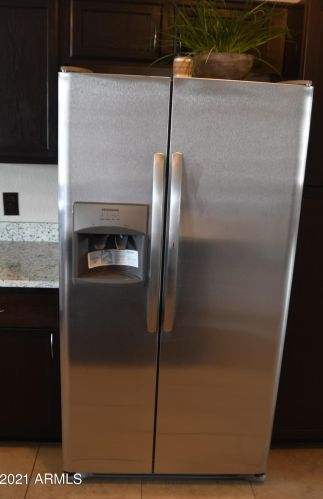 4061 Aster Dr, Phoenix AZ 85032-7318 exterior