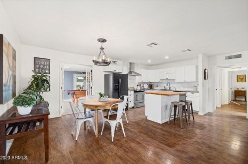 18819 30th St, Phoenix AZ  85050-3411 exterior