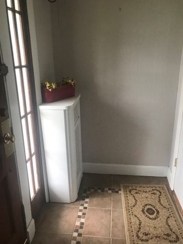 104 Side Pkwy, Newton MA 02458-1816 exterior