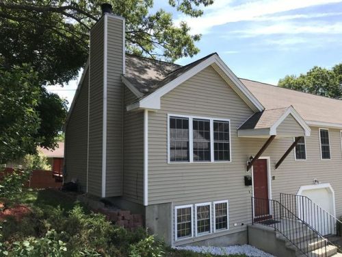 12 Guisto St, Worcester, MA 01604-1512