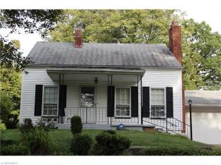 4151 59th St, Cleveland, OH 44144-1716