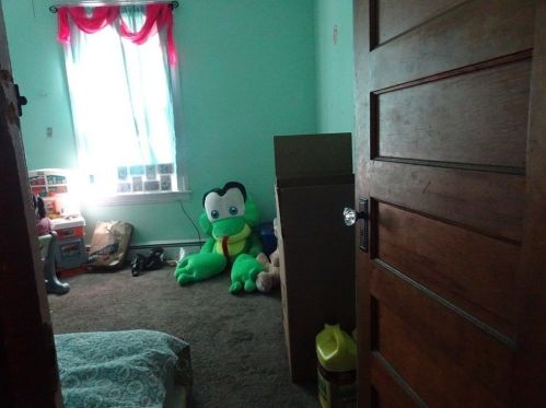 17 Upsala St, Worcester MA 01610-2027 exterior