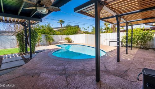 4020 34th St, Phoenix AZ  85018-5010 exterior