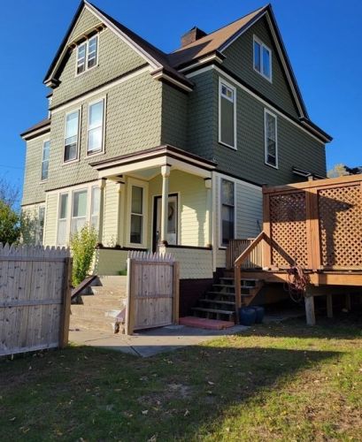 46 Day Ave, Montgomery, MA 01085-3740