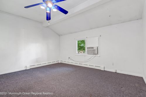 20 Irving Pl, Tinton Falls NJ  07724-1607 exterior