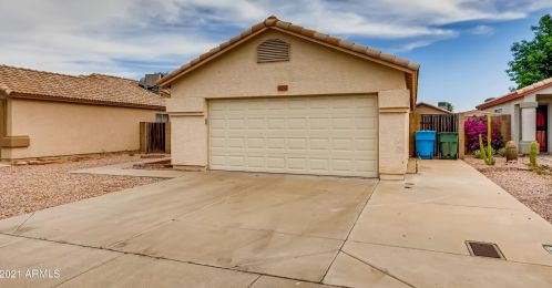 3233 Abraham Ln, Phoenix AZ  85027-2243 exterior