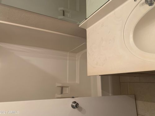 7038 42nd St, Phoenix AZ  85042-8906 exterior