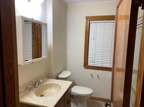 31 Glover Ave, Quincy MA  02171-2323 exterior