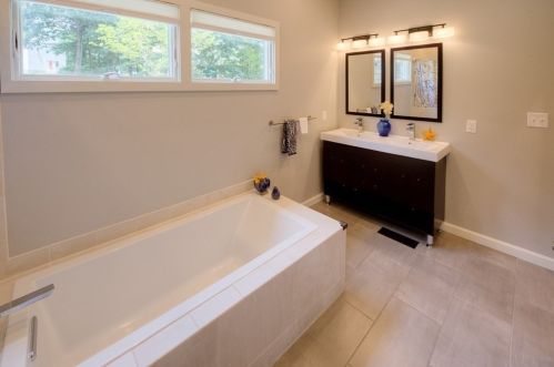 11 Forest Hill Dr, Worcester MA 01609-1013 exterior