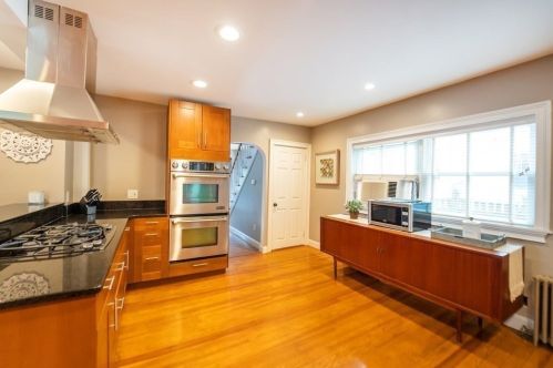 47 Alden St, Plymouth MA  02360-4514 exterior