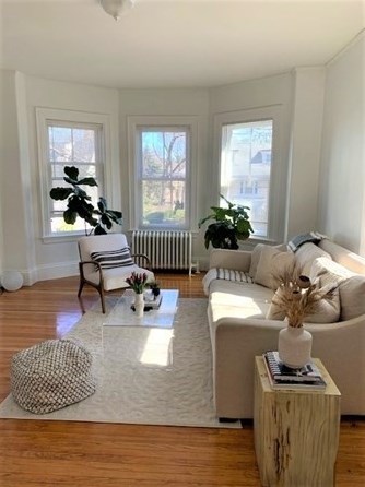 43 Central Ave, Newton, MA 02460-1710