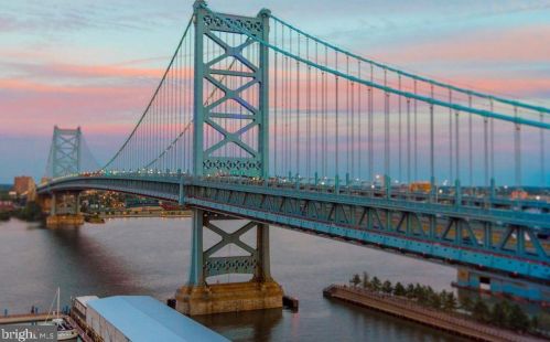 250 Columbus Blvd, Philadelphia PA  19106-0039 exterior