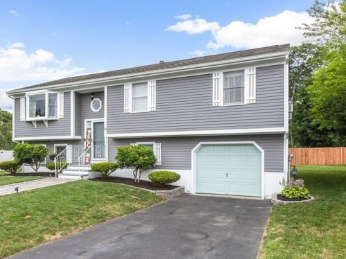 56 Donny Dr, New Bedford, MA 02740-1900