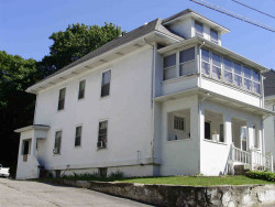 18 Harrington St, Newton, MA 02460-1526