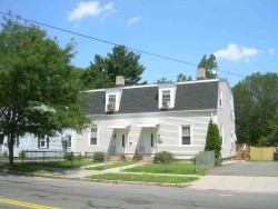 311 California St, Newton, MA 02458-1052