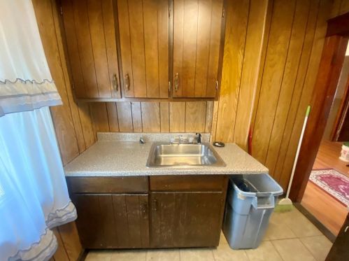 31 Arthur St, Worcester MA 01604-3807 exterior