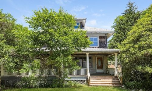 1021 Sandwich Rd, Plymouth, MA 02360-1844