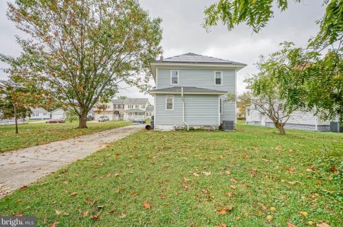 428 Billings Ave, West Deptford NJ 08066-2225 exterior