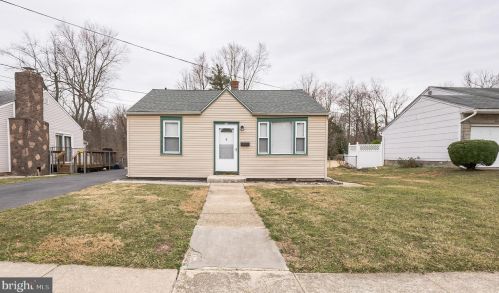 431 Prince St, West Deptford NJ 08096-5711 exterior