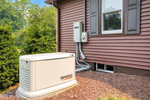 1120 Sycamore Ave, Tinton Falls NJ 07724-3237 exterior