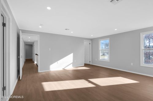 6 Afton Rd, Jackson Twp NJ 08527-3131 exterior