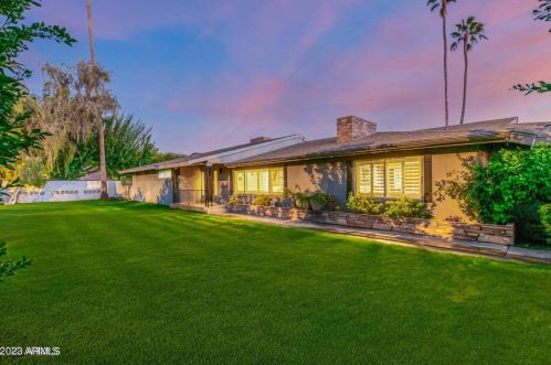 6849 2nd St, Phoenix AZ  85012-1005 exterior