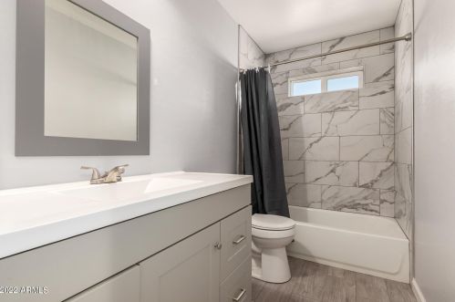 953 Cocopah St, Phoenix AZ  85007-4118 exterior