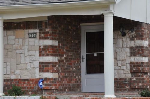 4906 Collingwood Dr, Garland TX  75043-3419 exterior