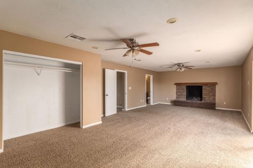 8444 6 Ave, Phoenix AZ 85023-6580 exterior