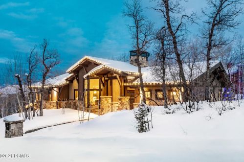 2424 Iron Mtn Dr, Park City UT 84060-6559 exterior