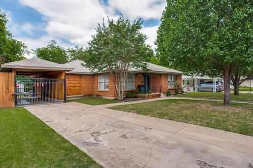 4240 Winfield Ave, Fort Worth, TX 76109-4532