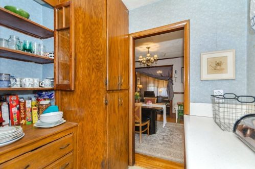 57 Gledhill Ave, Everett MA 02149-4049 exterior