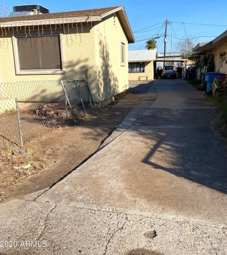 1019 4 Ave, Phoenix AZ 85041-5746 exterior