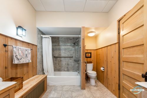 3420 Grv Ave, Forest View IL exterior