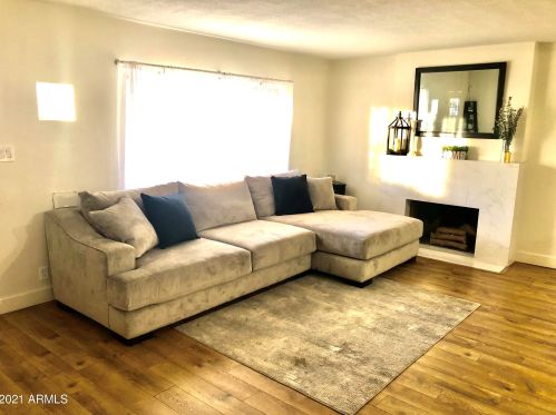 3925 Coronado Rd, Phoenix, AZ 85008-3921