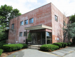 402 Langley Rd, Newton, MA 02459-2354