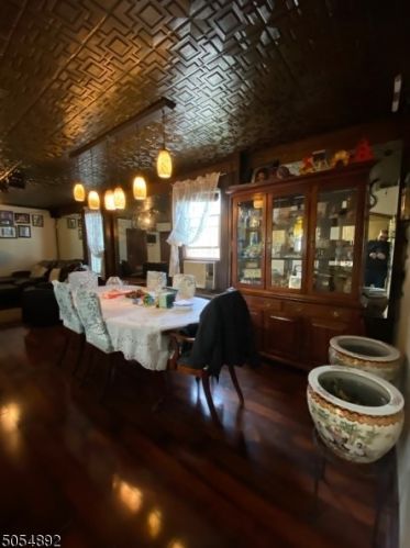 105 Baldwin Pl, Belleville NJ 07109-1742 exterior