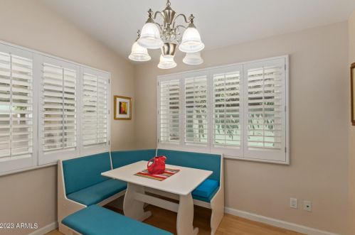 15826 5th Dr, Phoenix AZ  85023-7435 exterior