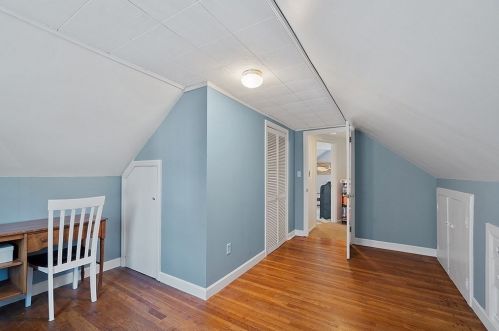 14 Meadow Ln, Worcester MA  01602-1604 exterior