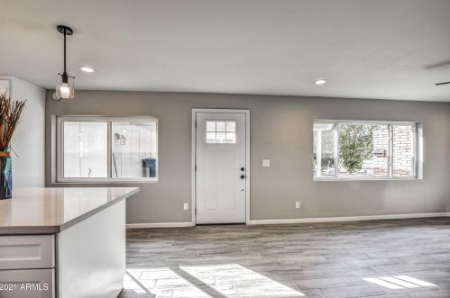 3155 Altadena Ave, Phoenix AZ 85029-3211 exterior