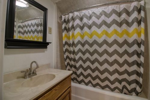 434 East St, South Hadley MA 01075-2118 exterior